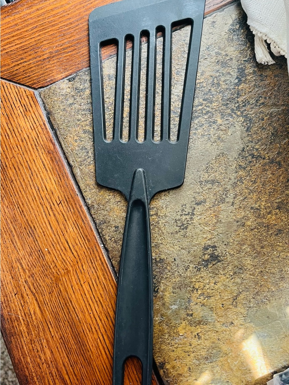 Black Slotted Turner Spatula - Durable Kitchen Tool